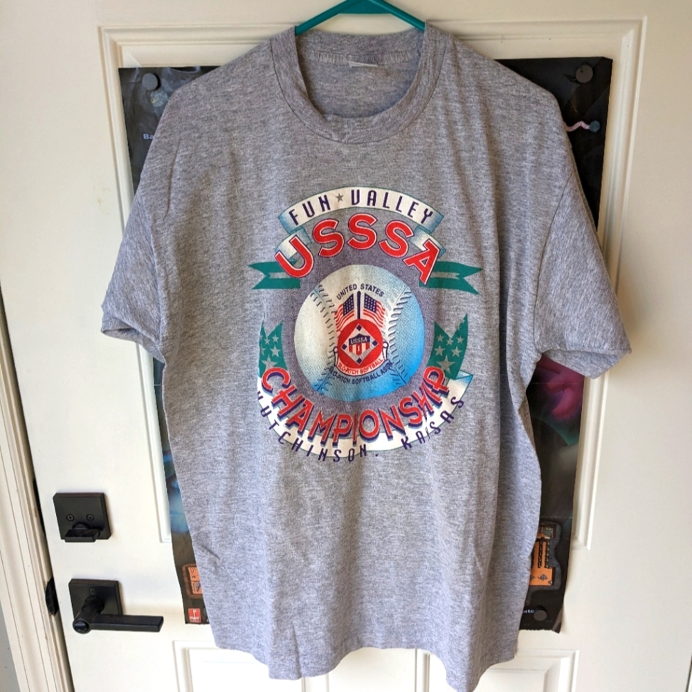 Vintage USSSA Softball Tee